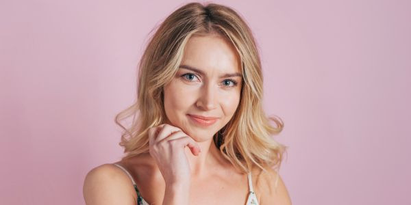 Peau éclatante au printemps : 5 secrets simples et efficaces